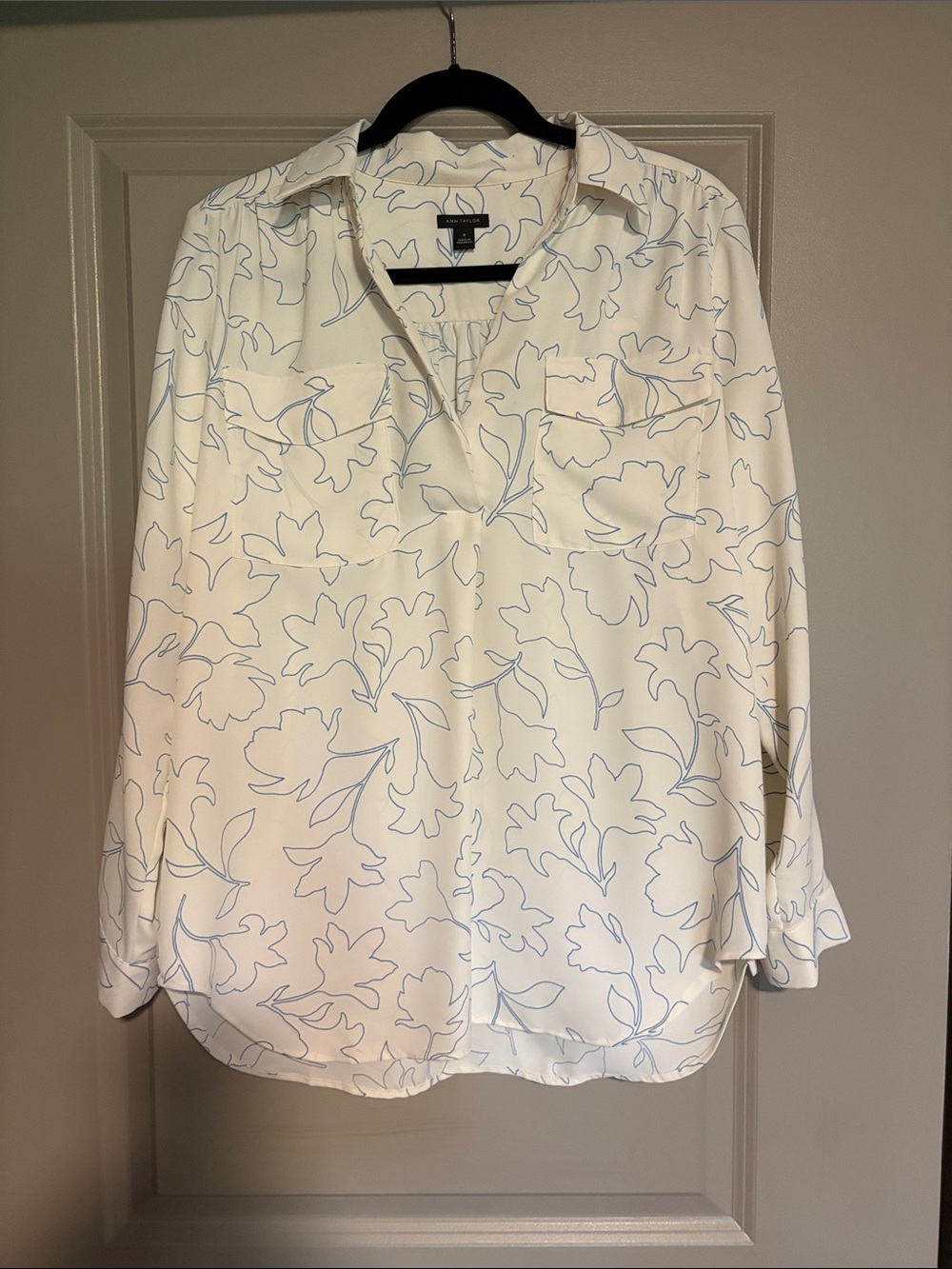 Ann Taylor Cream Popover Shirt with Light Blue Floral Line Print